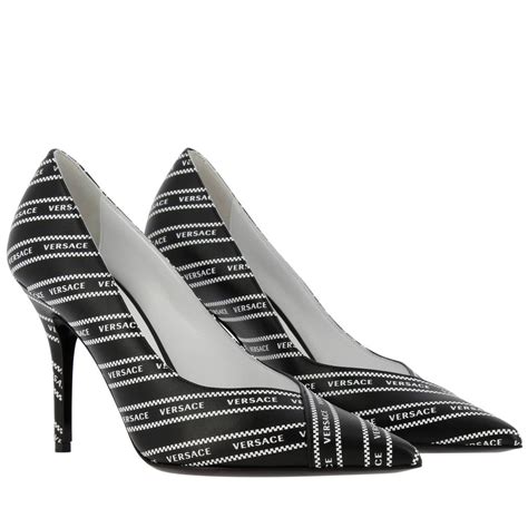 versace women's shoes outlet.